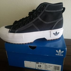 Adidas Nizza Trek platform sneaker.  Black with white stitching. NEW 10M